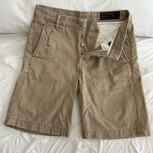 AllSaints Mitre Deck Chino Shorts Size 28 Khaki 9"
Inseam - Casual